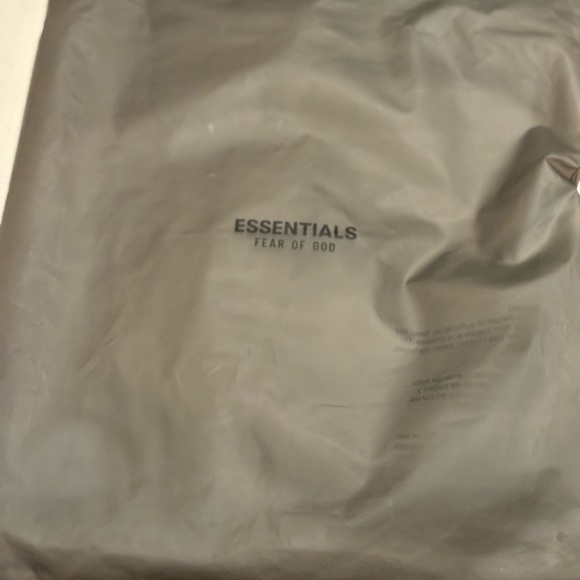 Fear of God Essentials Gray Tee - Picture 8 of 8